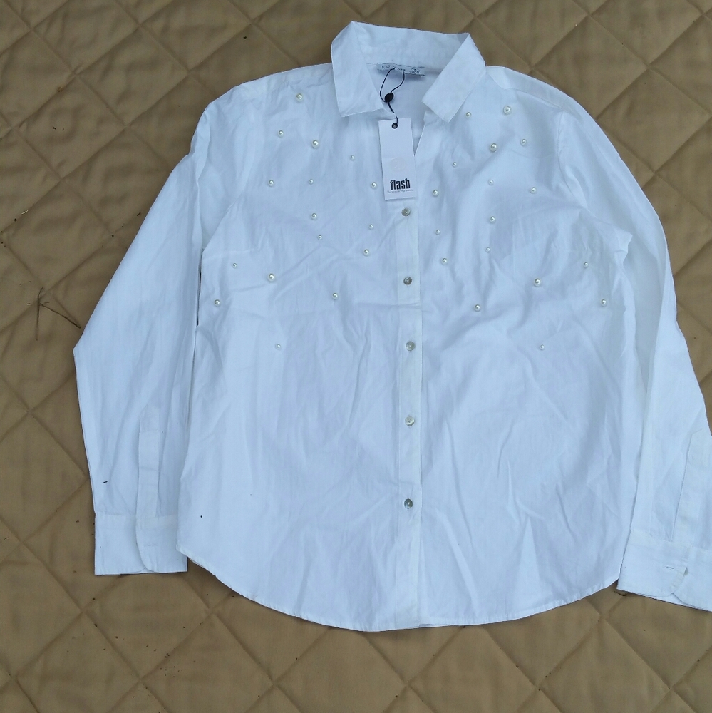 long sleeve shirt embelished with pearls